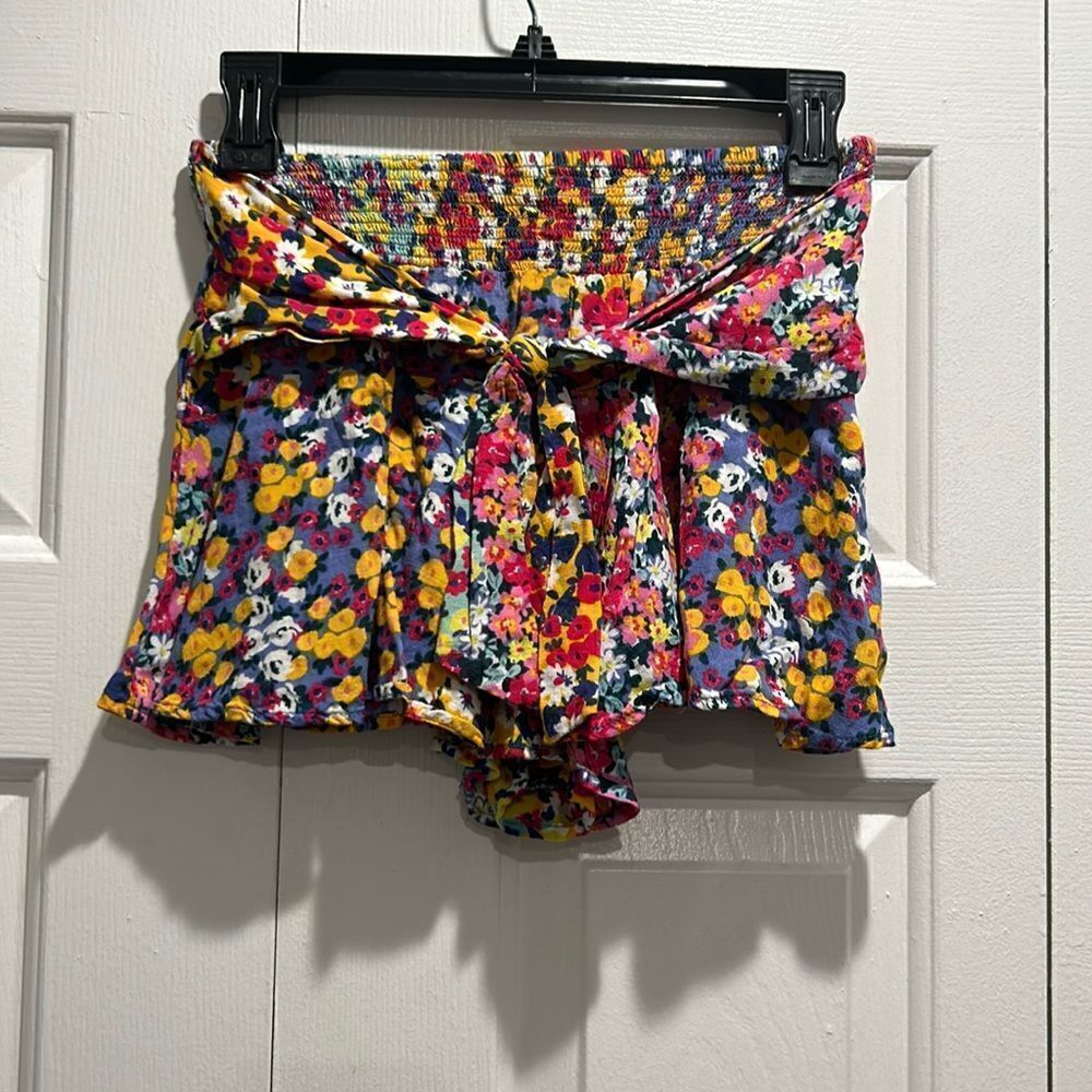 Aqua Floral Shorts, Smocked Waist, Size XS